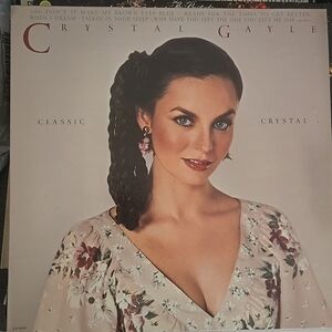 Crystal Gayle - Classic Crystal -LP NEAR MINT - Country Vinyl Record Album
